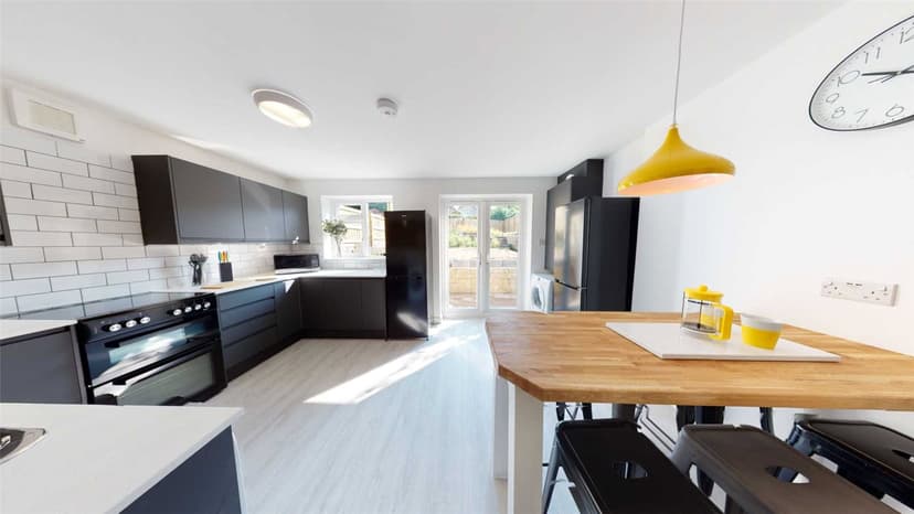 Room 6, Wedgwood Road - Image 6