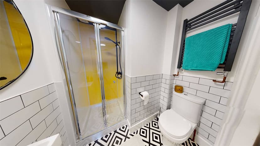 Room 6, Wedgwood Road - Image 2
