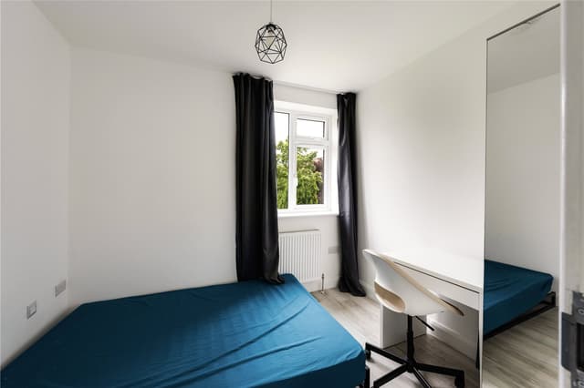 116, Monks Park Avenue - Image 6