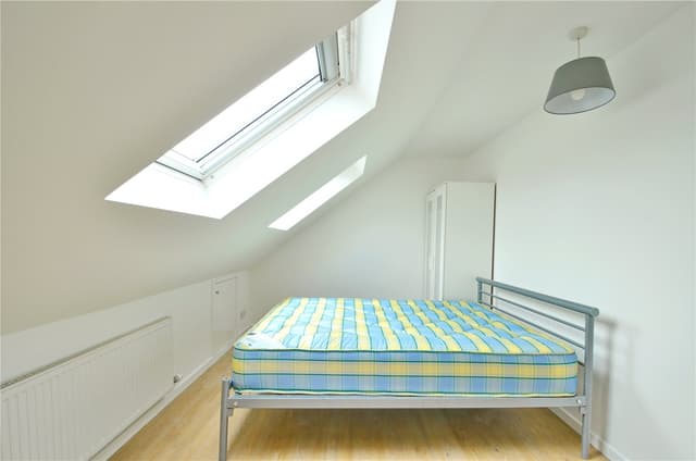 558, Filton Avenue - Image 3