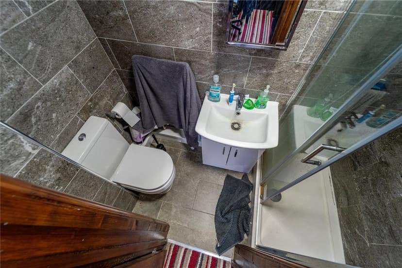 Room 1, Ground Floor Front, Heeley Road - Image 21