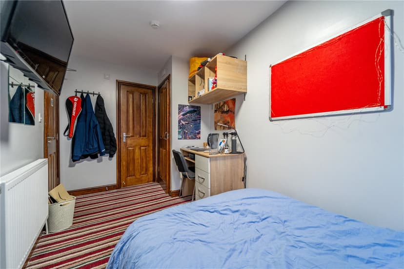 Room 1, Ground Floor Front, Heeley Road - Image 15