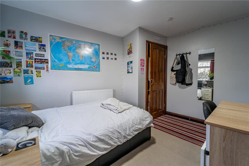 Room 1, Ground Floor Front, Heeley Road - Image 6