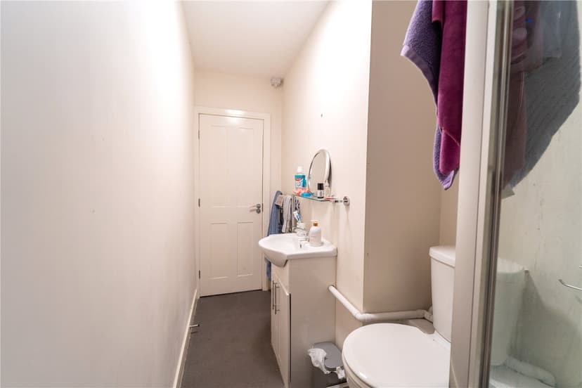 Studio 4, Oakfield Road - Image 6