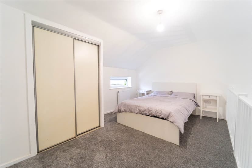 29, Raddlebarn Farm Drive - Image 8