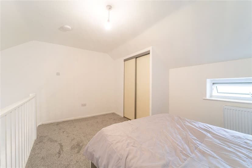 29, Raddlebarn Farm Drive - Image 6