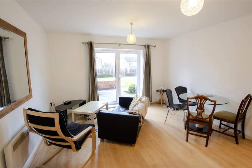 Flat 2, Heeley Road - Image 4