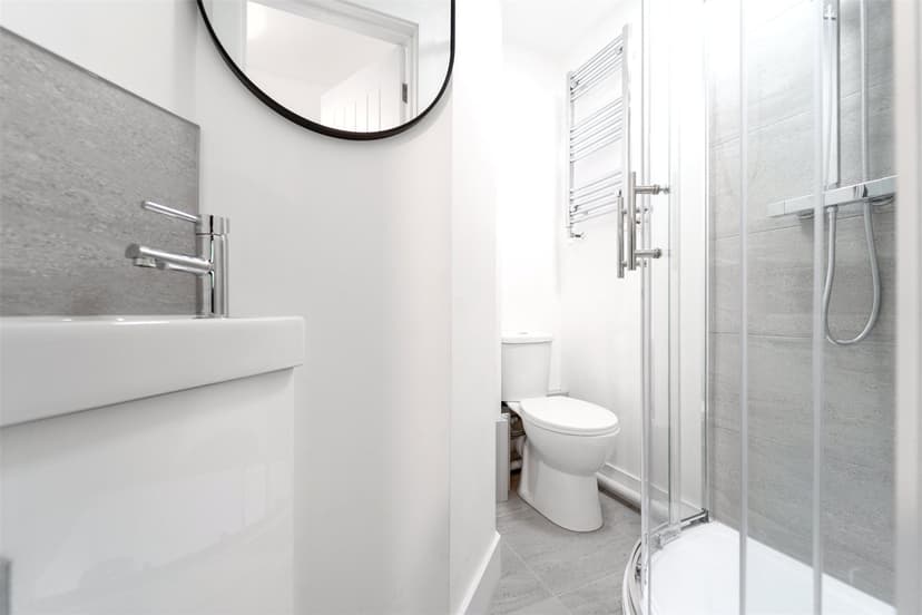 Flat 32, Roman Way - Image 13