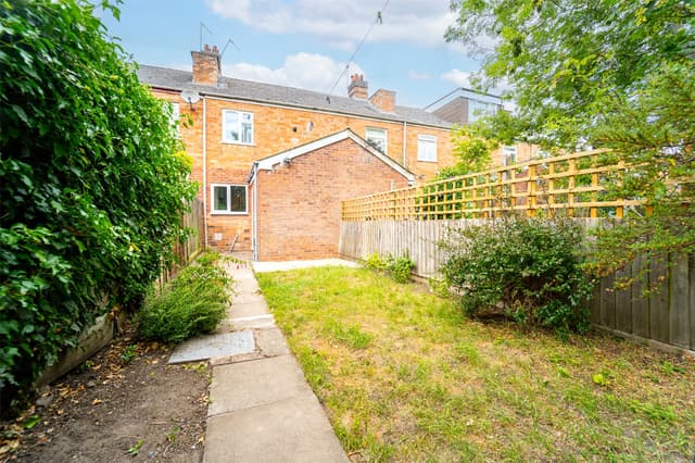 33, St. Stephens Road - Image 2
