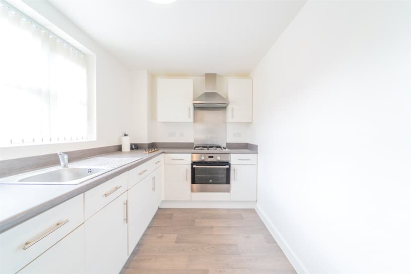 Apartment 4, Blenheim Court, Escelie Way - Image 13