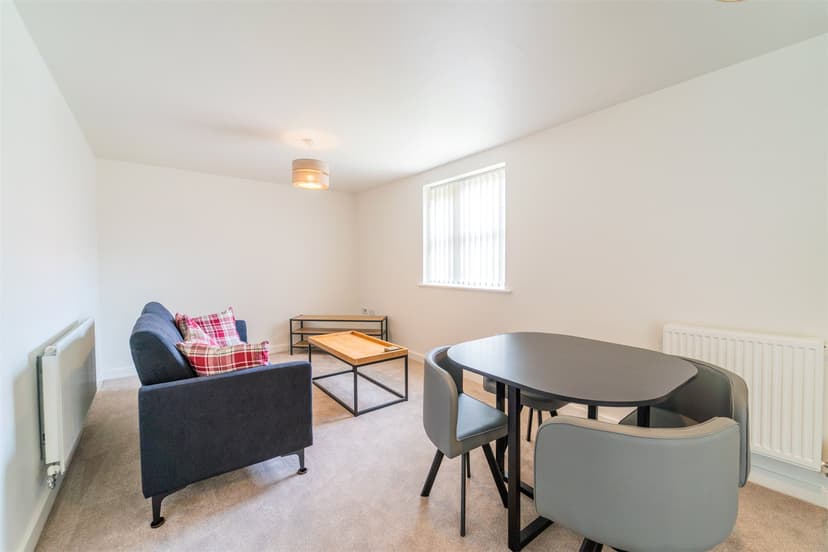 Apartment 4, Blenheim Court, Escelie Way - Image 2