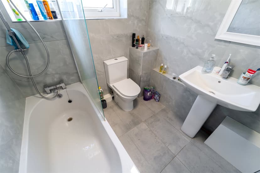 96, Umberslade Road - Image 9