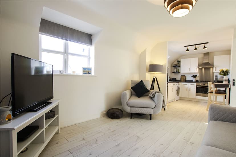 Apartment 12, Birnam Court, Escelie Way - Image 5