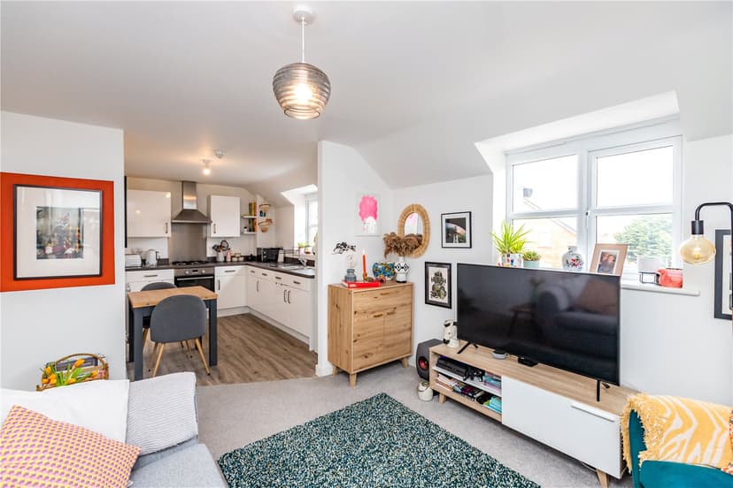 Apartment 11, Birnam Court, Escelie Way - Image 8