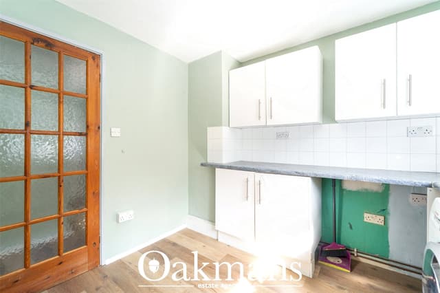 30, Roman Way - Image 9
