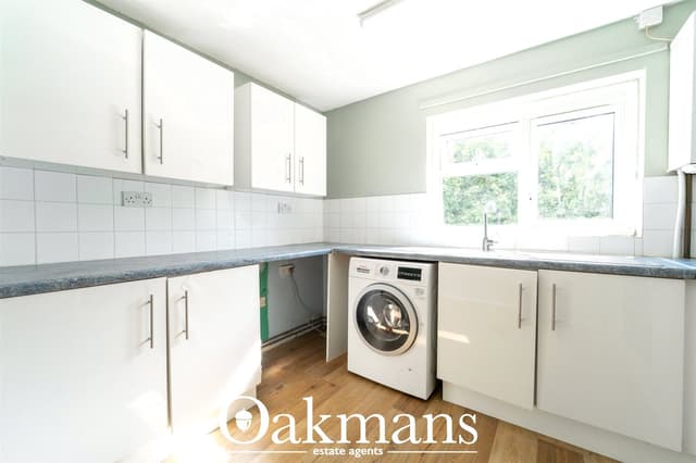 30, Roman Way - Image 8