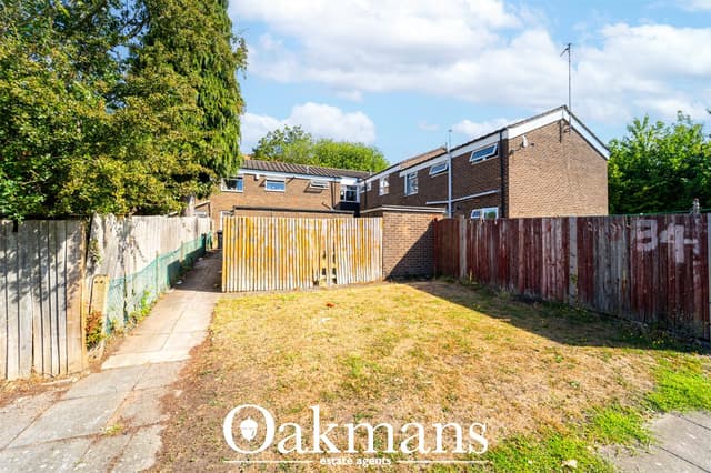 30, Roman Way - Image 1