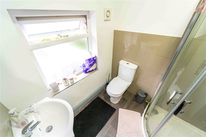 170, Milner Road - Image 8