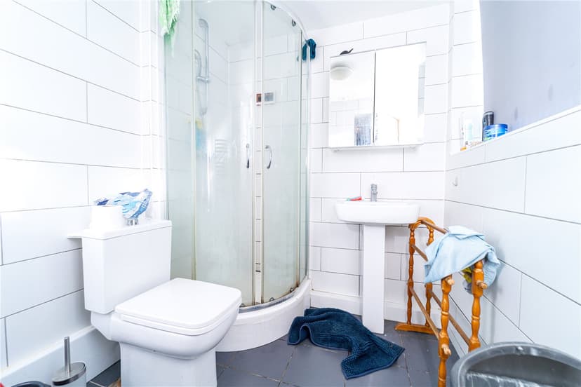 35, Winnie Road - Image 6