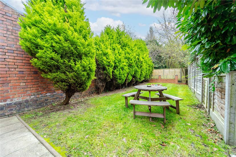 33, Exeter Road - Image 13