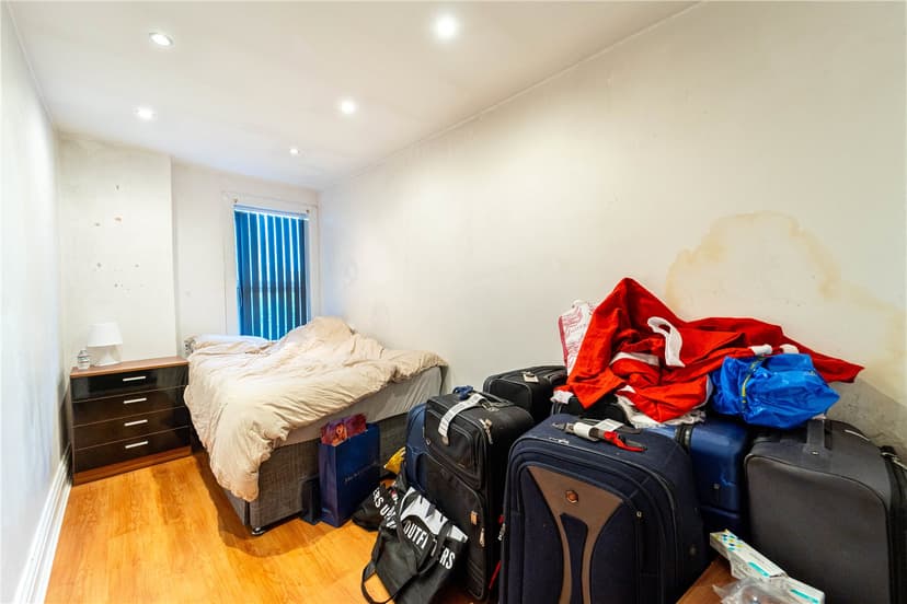 33, Exeter Road - Image 1