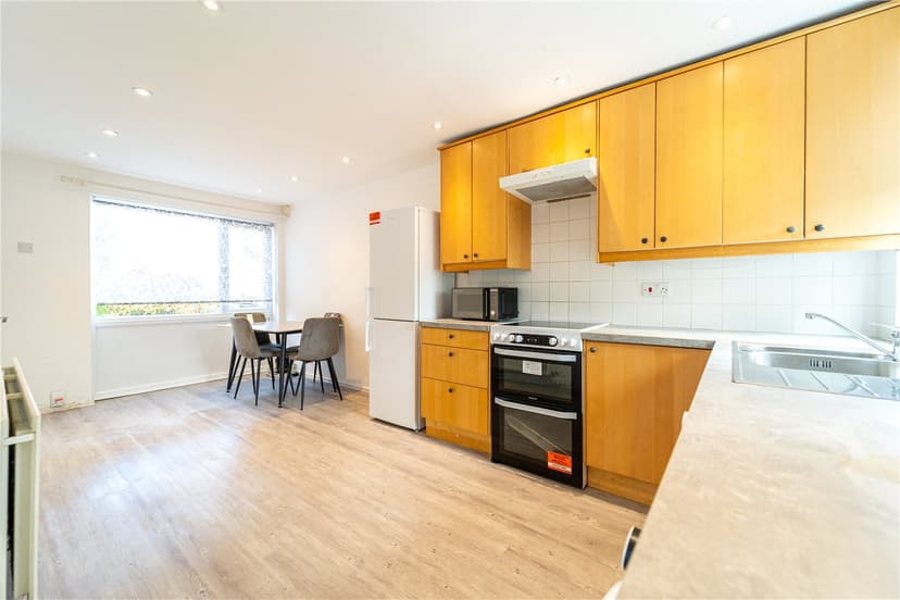 37, Leahurst Crescent - Image 18