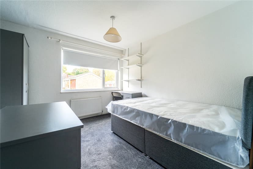 37, Leahurst Crescent - Image 4