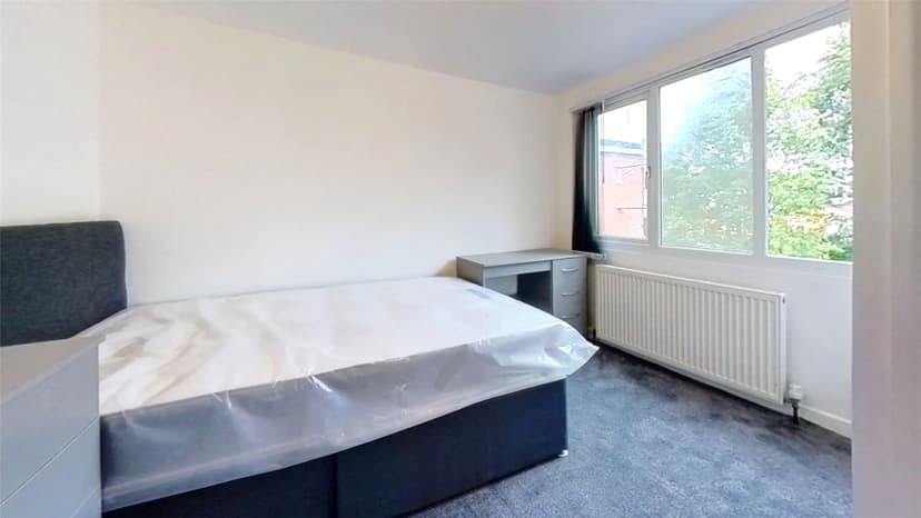 Hubert Road - Image 11