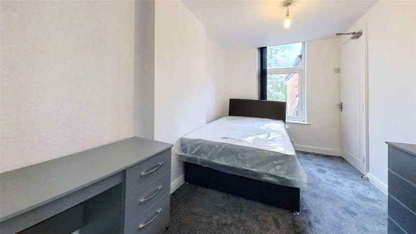 Hubert Road - Image 10