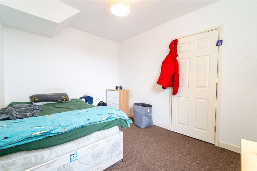 12, Luton Road - Image 19