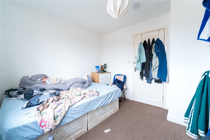 12, Luton Road - Image 12
