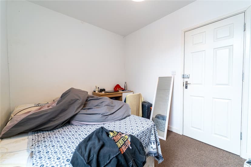 12, Luton Road - Image 7