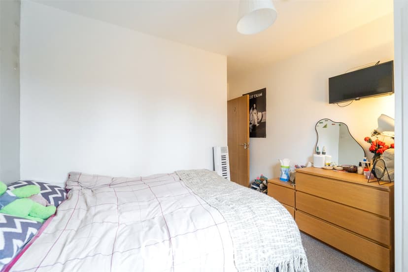 Heeley Road - Image 3