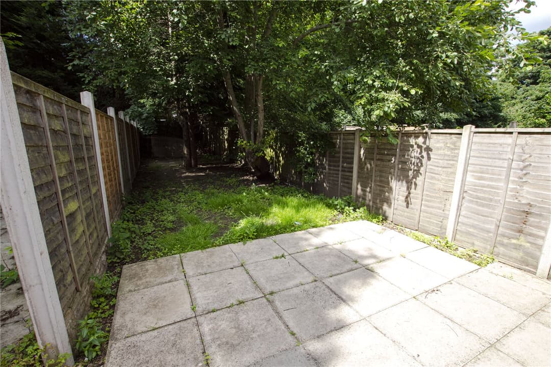 200, Hubert Road