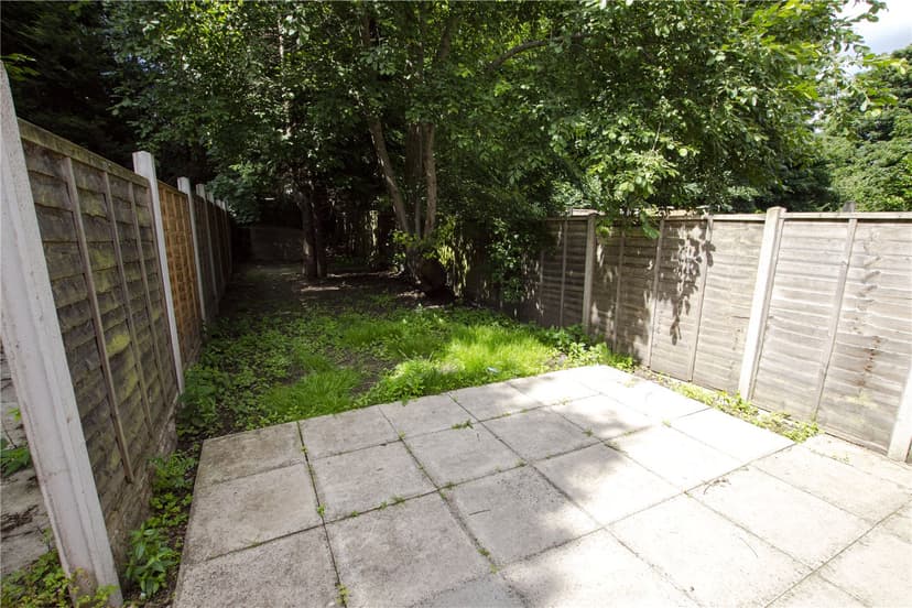 200, Hubert Road - Image 1