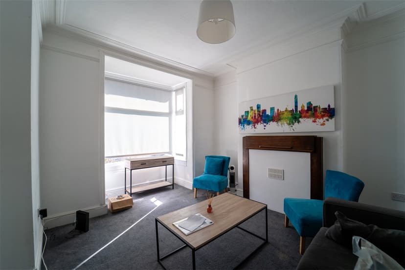 26, Oak Tree Lane - Image 17