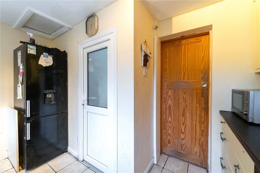 238, Reservoir Road - Image 12