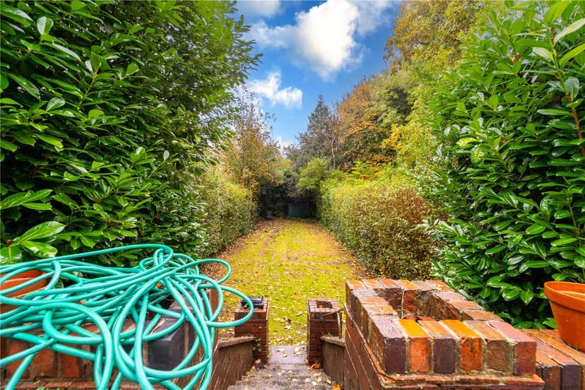 238, Reservoir Road - Image 3