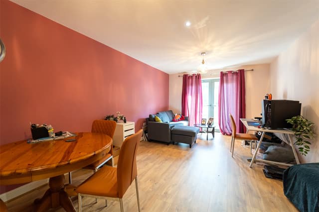 Apartment 18 Bournbrook Court, Bristol Road - Image 3