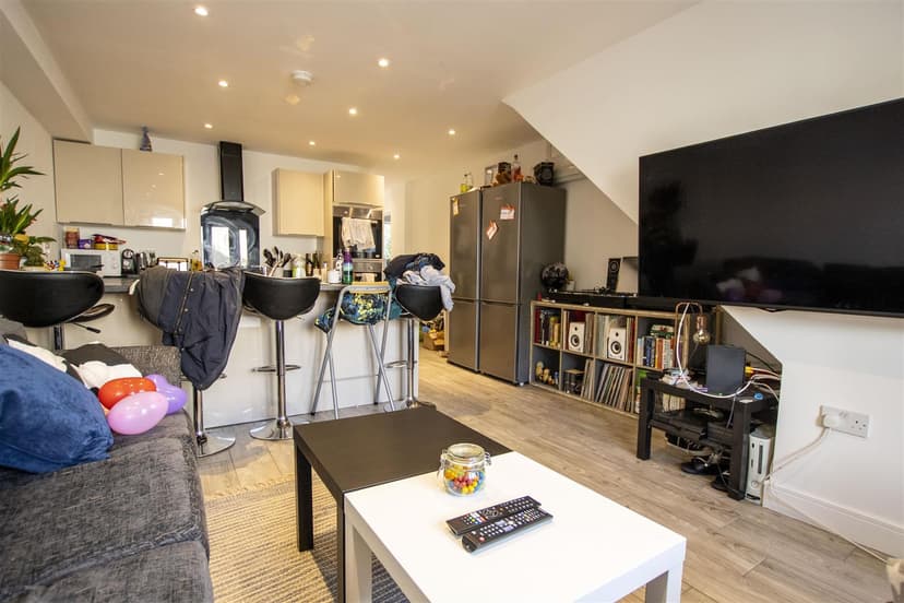 82, Heeley Road - Image 13