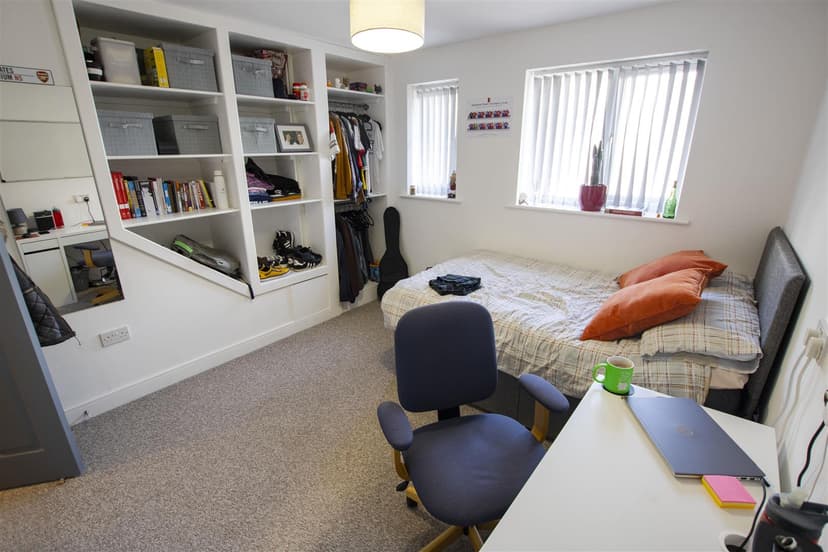 82, Heeley Road - Image 9