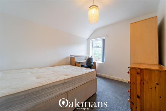 894, Pershore Road - Image 11