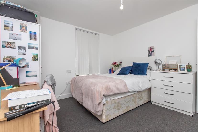 Winnie Road - Image 4