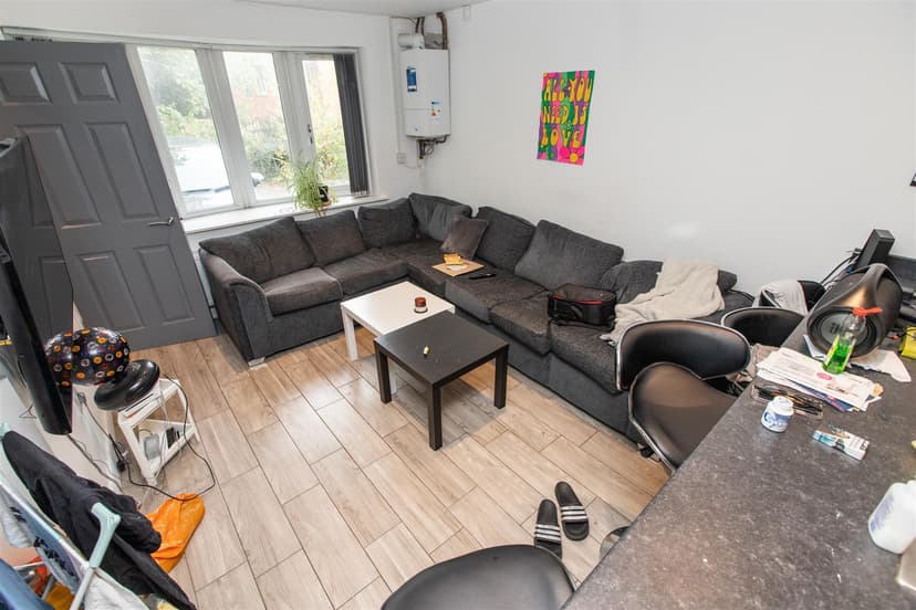 96, Heeley Road - Image 2