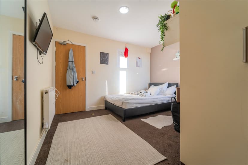 308, Tiverton Road - Image 5