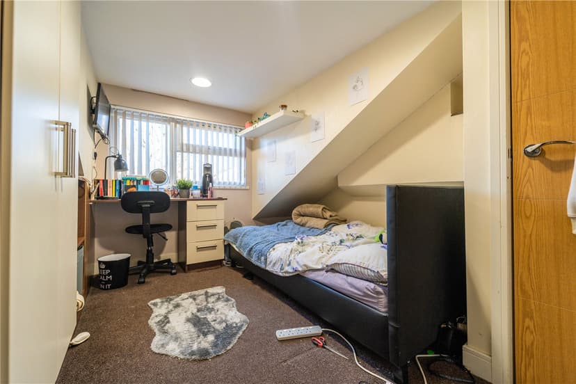 308, Tiverton Road - Image 1