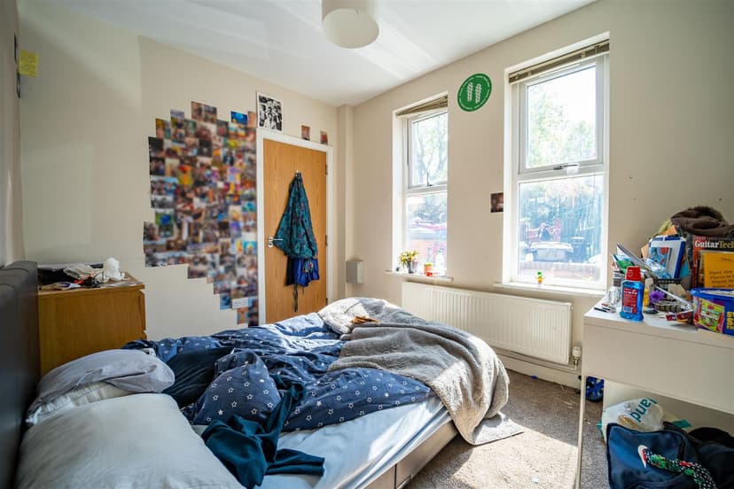 Heeley Road - Image 5