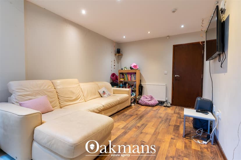 153, Heeley Road - Image 2