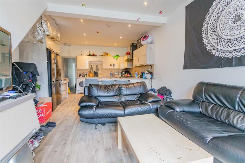 145, Heeley Road - Image 10