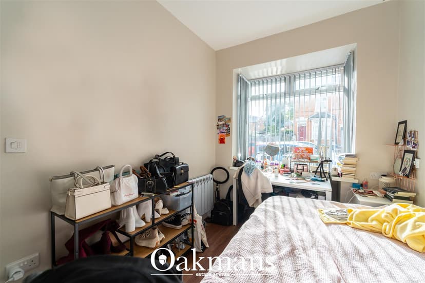 Room 6, Luton Road - Image 7